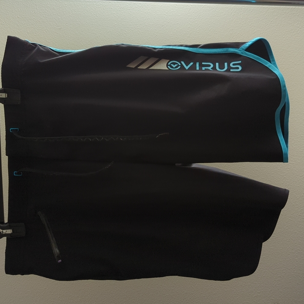 Virus Performance Shorts Size 36 Mens